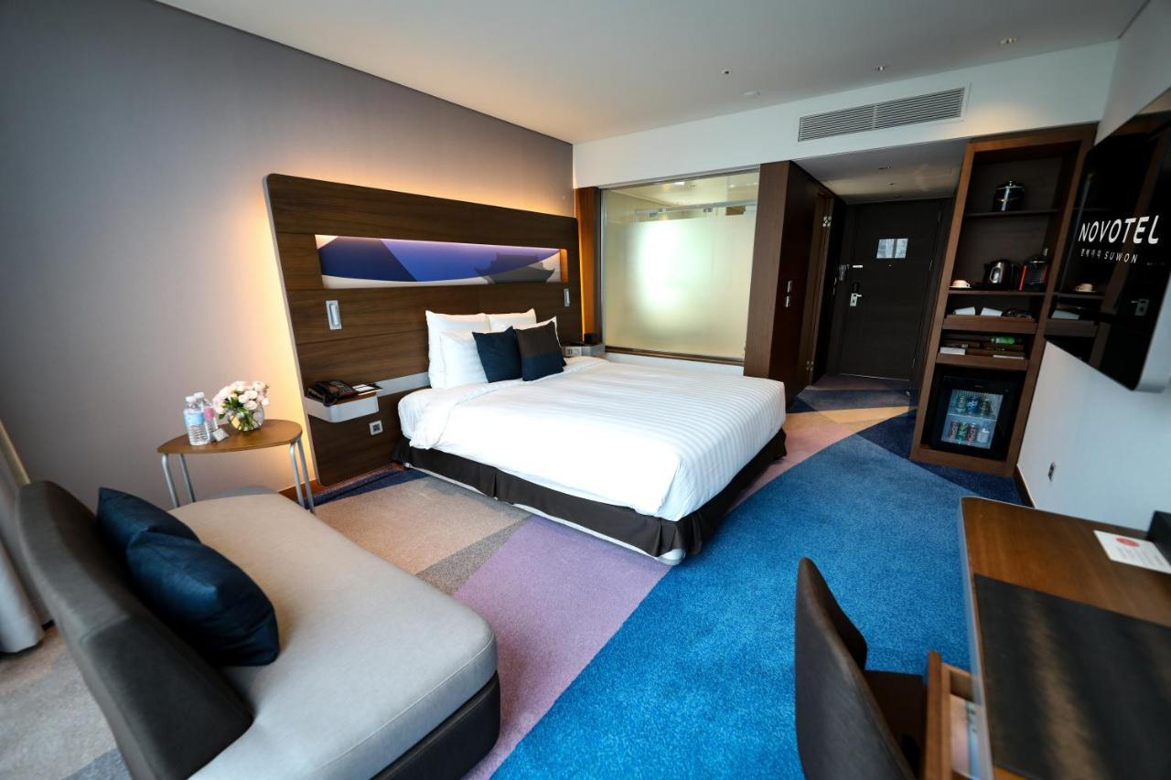 Novotel Ambassador Сувон Екстериор снимка