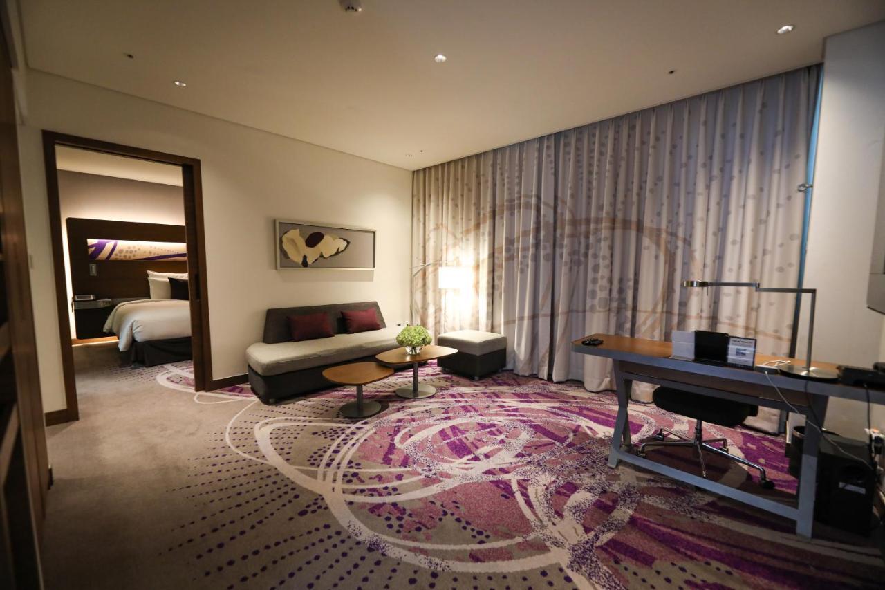 Novotel Ambassador Сувон Екстериор снимка