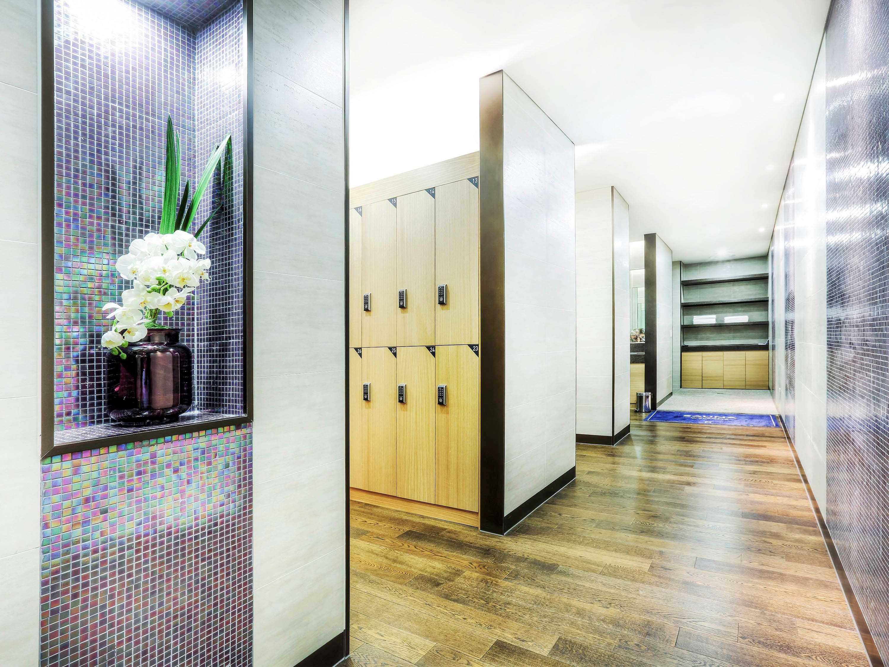Novotel Ambassador Сувон Екстериор снимка
