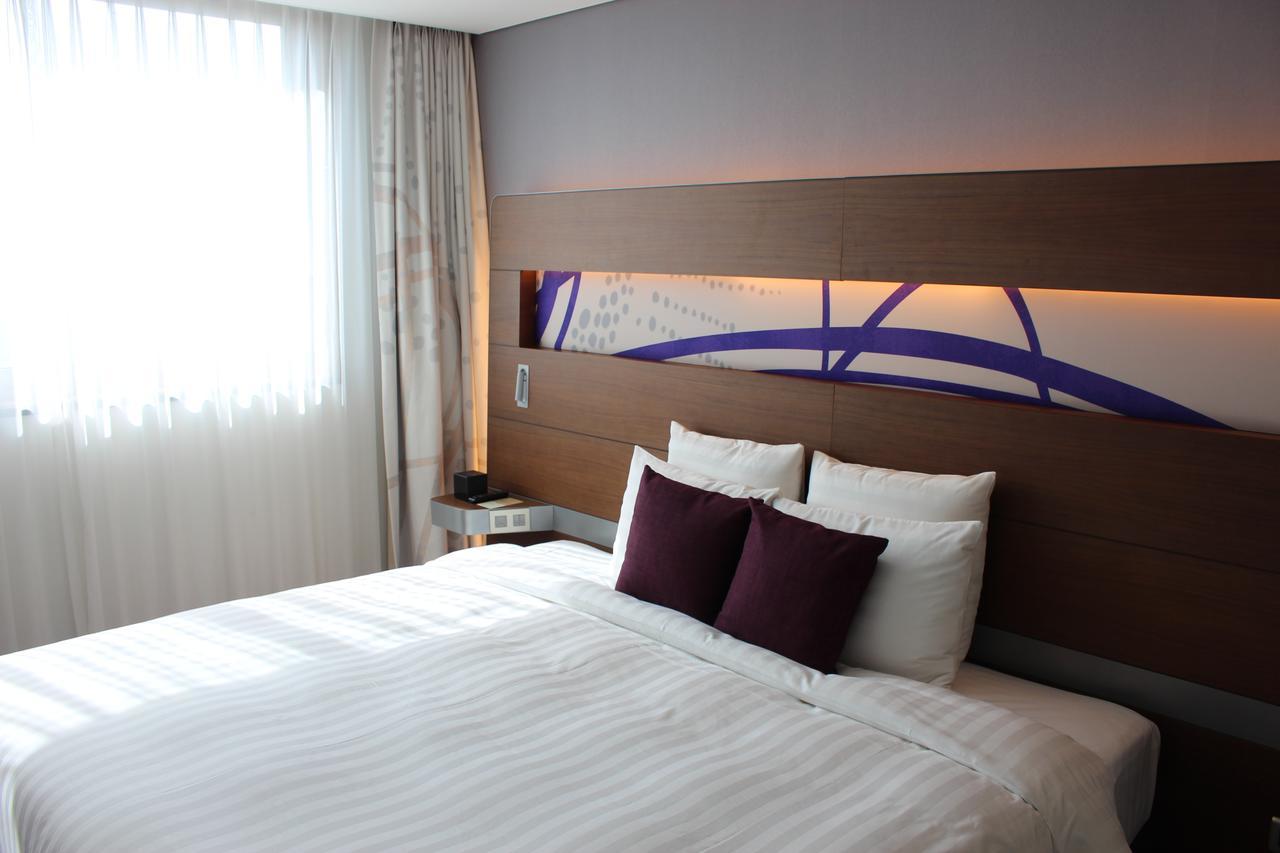 Novotel Ambassador Сувон Екстериор снимка